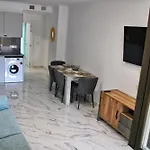 Nuevo 1a Linea Playa Piscina Apartment *